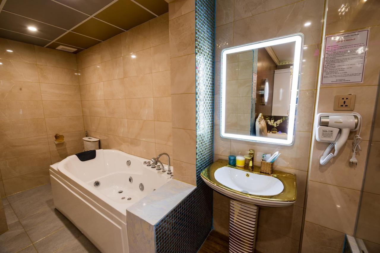 Hanz Cuong Thanh 3 Lux Hotel&spa Khách sạn TP. Hồ Chí Minh
