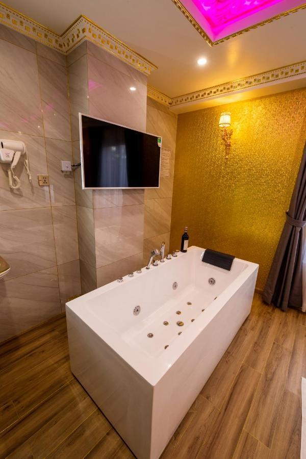 Khách sạn Hanz Cuong Thanh 3 Lux Hotel&spa TP. Hồ Chí Minh